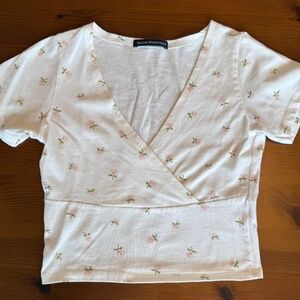 Brandy Melville short-sleeve t-shirt